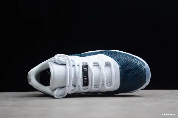 Rep Husky Jordan Navy Air 11 Low CD6846-102 Blue Snakeskin 0611